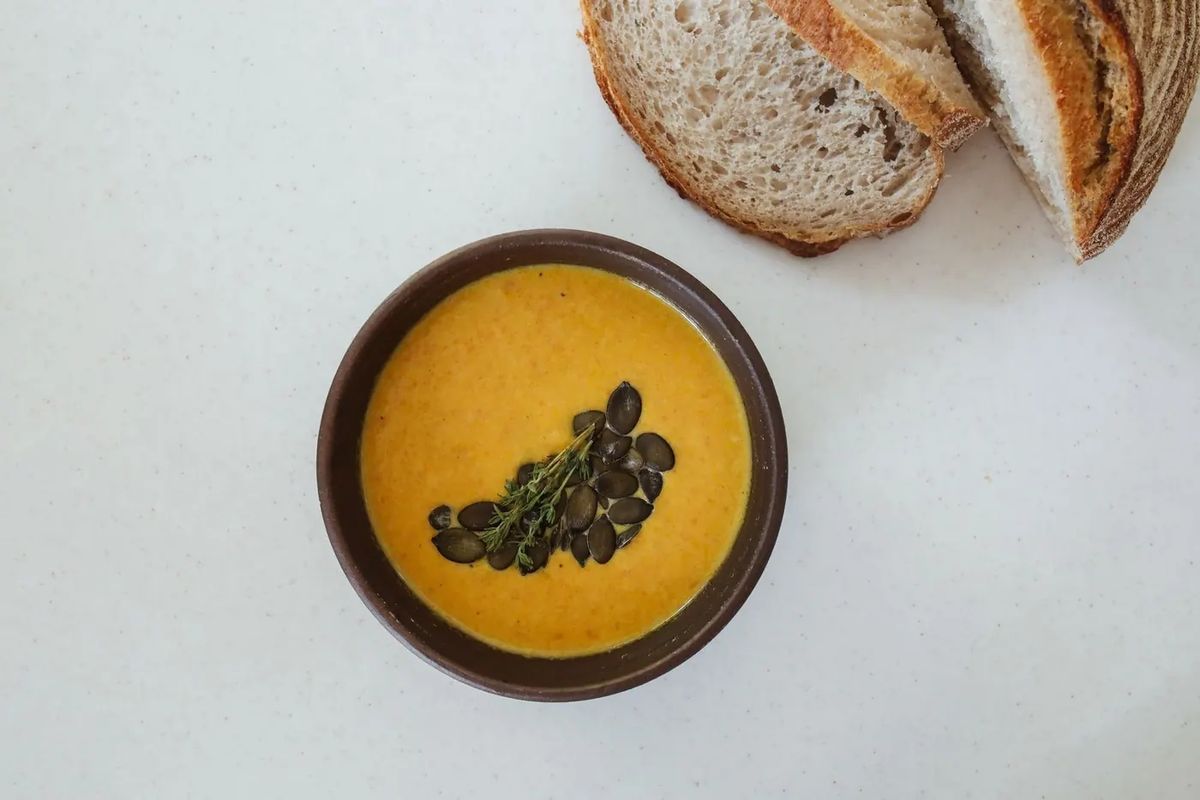Velouté de potiron et lentilles corail
